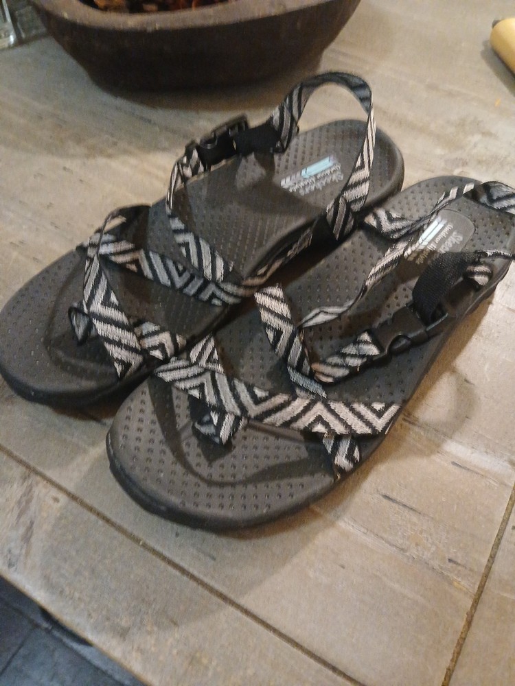 NWOT Women's Skechers Sandles Reggae Haystack Sport Black Size 9