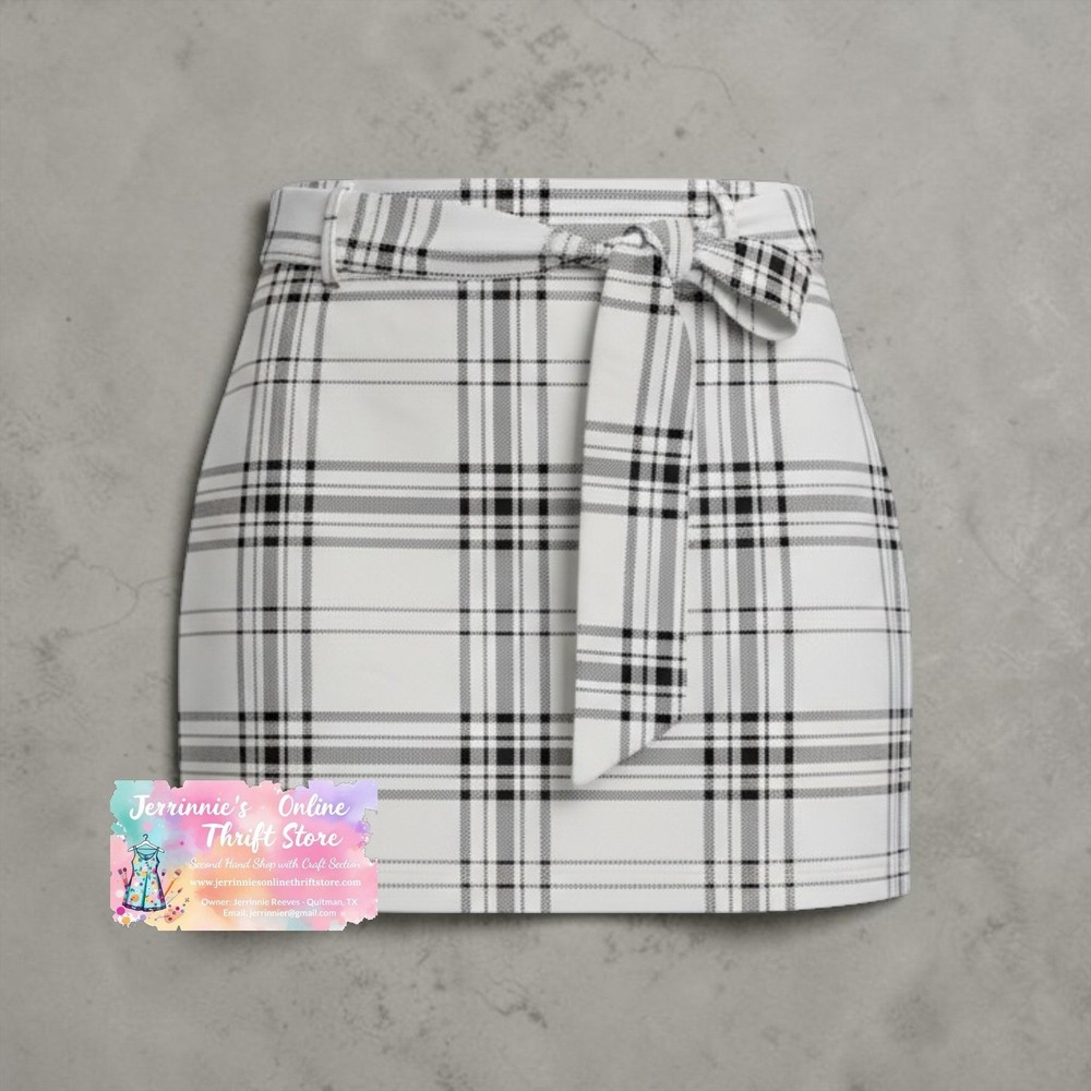 Like An Angel Womens Plaid Mini Skirt White Black Belted Stretch XL New