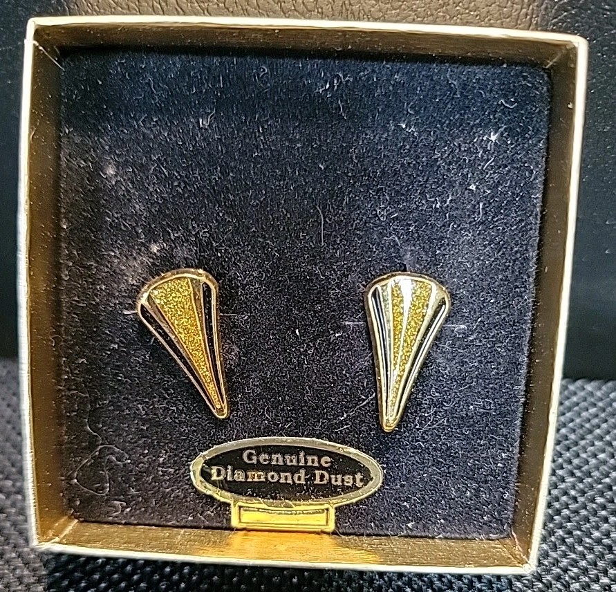 VTG Gold Tone & Black Genuine Diamond Dust Clip On Earrings Van Doran in box