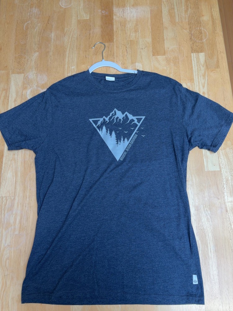 LAGO Mountain Triangle Whistler BC Graphic Tee L