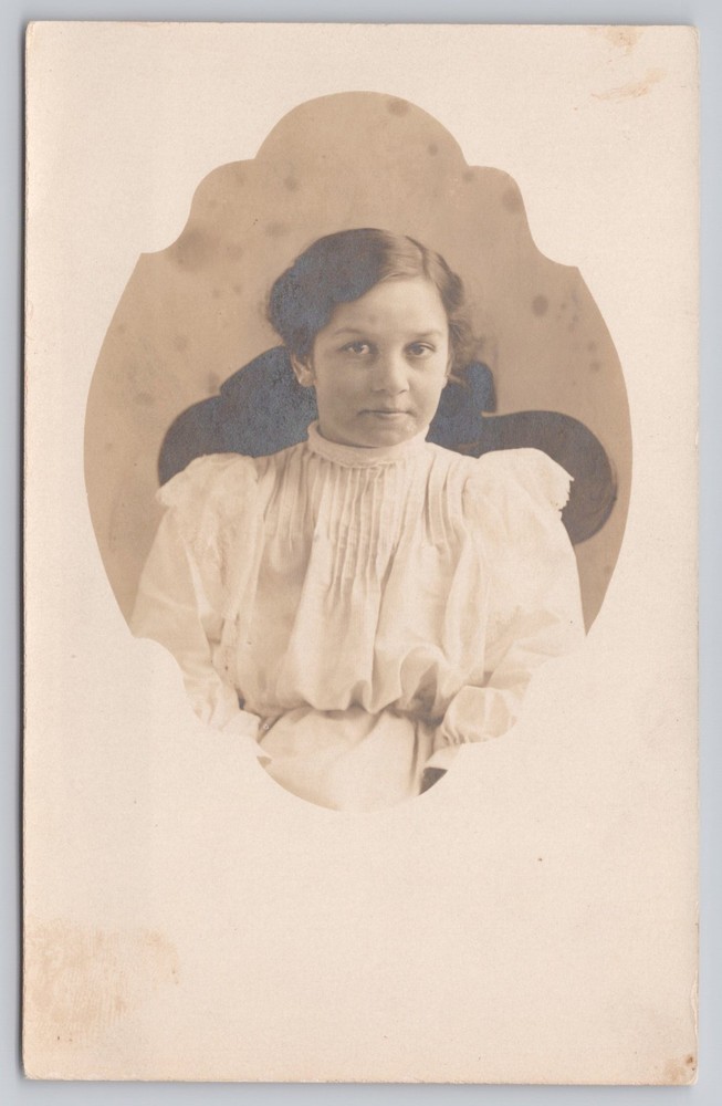 Arlington Ohio 1909 RPPC Young Girl Ornate Vignette Studio Portrait