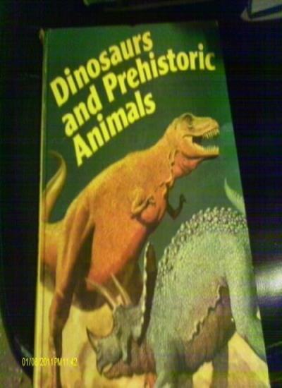 Dinosaurs and Prehistoric Animals By Graham Welfare
