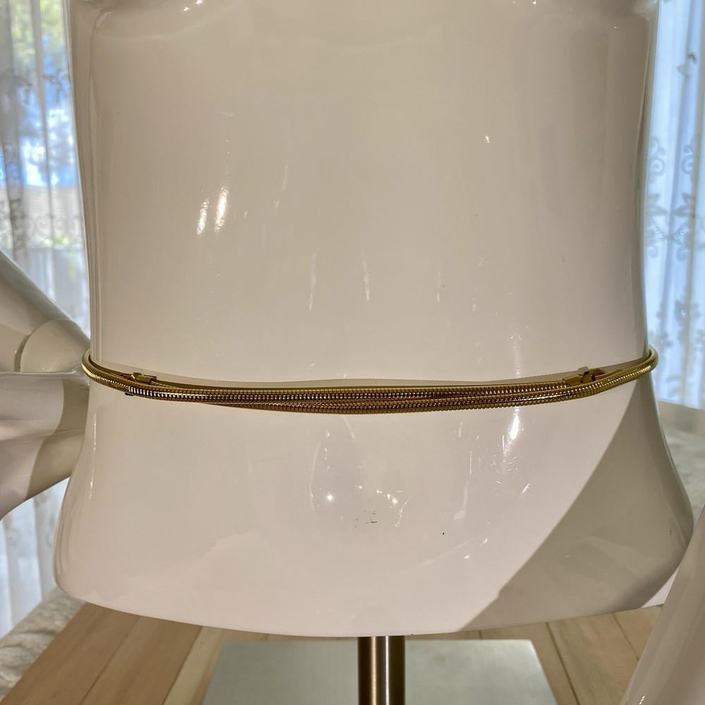 Vintage Minimalist Gold-Tone Serpentine Coil Belt with Elastic Smooth Design