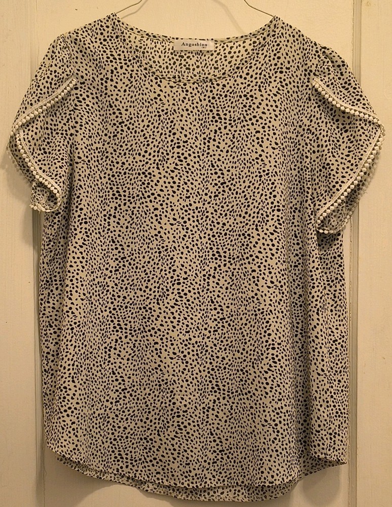 Angashion Polka Dot Woven Blouse White Black Round Neck Flutter Sleeve XL