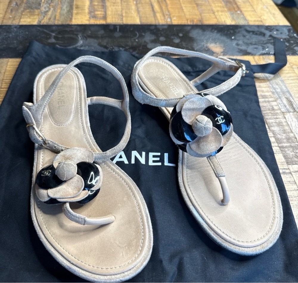 CHANEL Camellia Leather COCO MARK Tong Sandals Mules Shoes Women EU 38 Black New