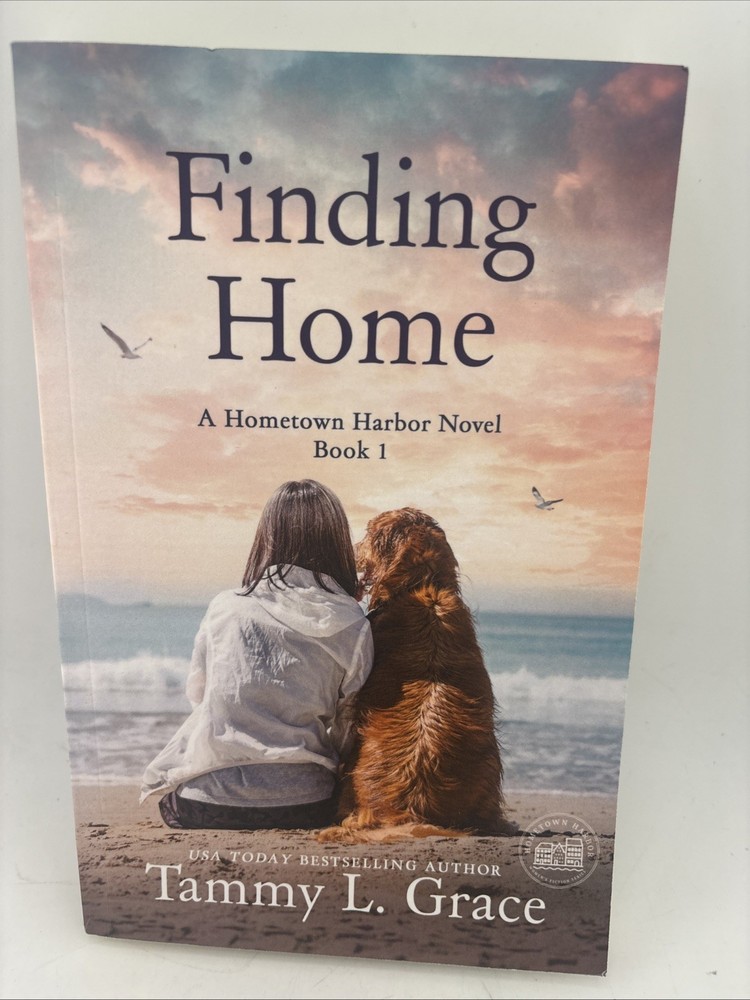 Finding Home (Hometown Harbor Series), Grace, Tammy L.