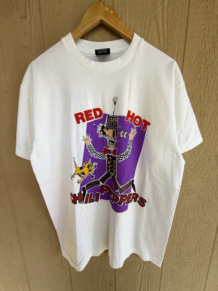 Red Hot Chilli Peppers Vintage Single Stitch Band Tour SZ L T Shirt REPRINT