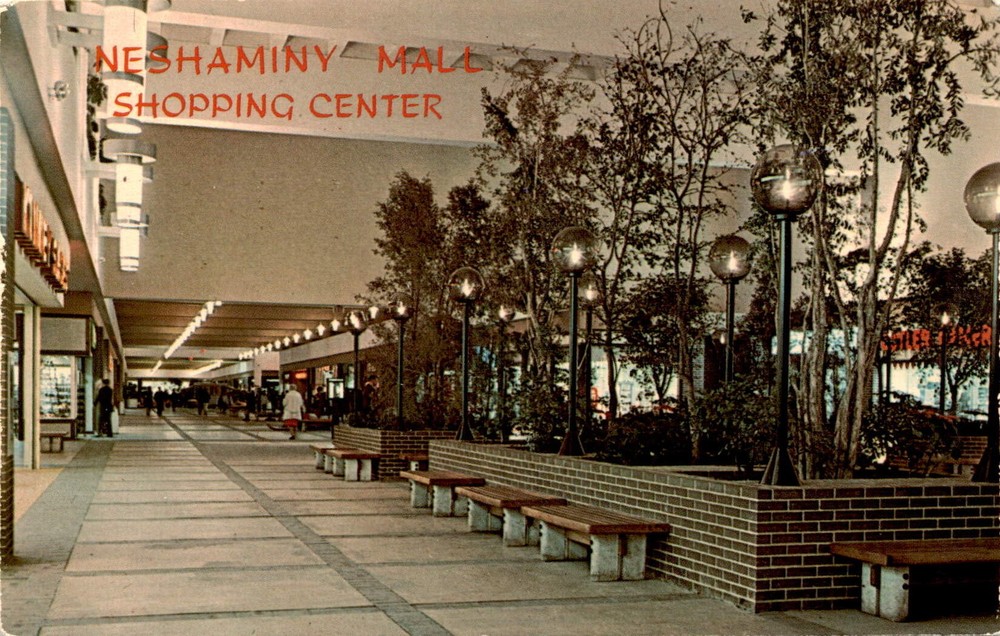 NESHAMINY MALL, Roosevelt Boulevard, Pennsylvania Turnpike, Postcard