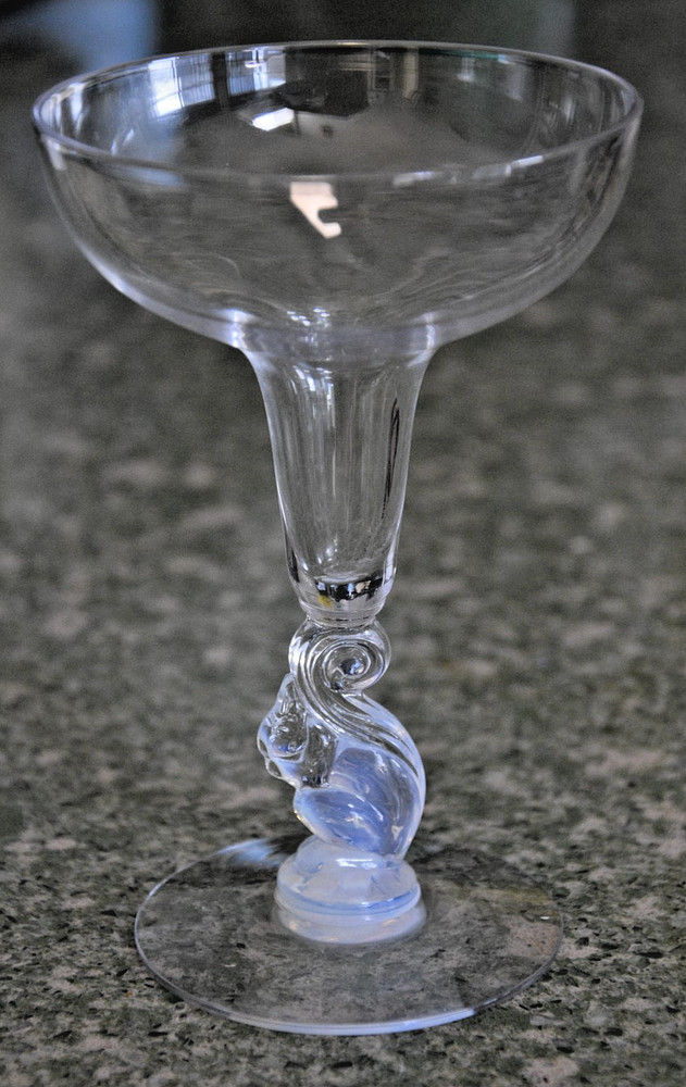 Libbey Douglas Nash Moonstone Squirrel Silhouette DEEP WELLED Champagne Glass 5