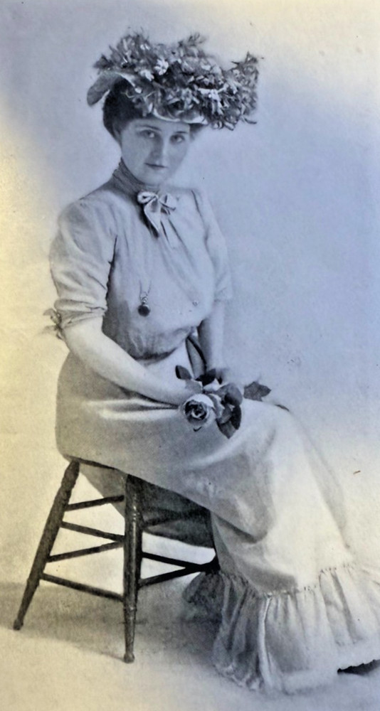 1902 Vintage Magazine Illustration Actress Isabel Whitlock