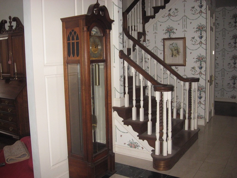 Howard Miller Grandfather Clock Model No: 610-142 THE SOVEREIGN Cherry Bordeaux