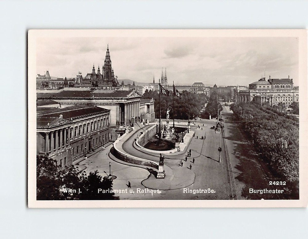 Postcard Parlament u. Rathaus Ringstrasse Burgtheater Vienna Austria