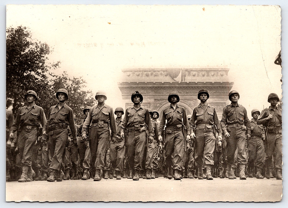 Paris France Ww2 Usa Soldiers Parade Arch Of Triumph Vintage Real Photo Postcard