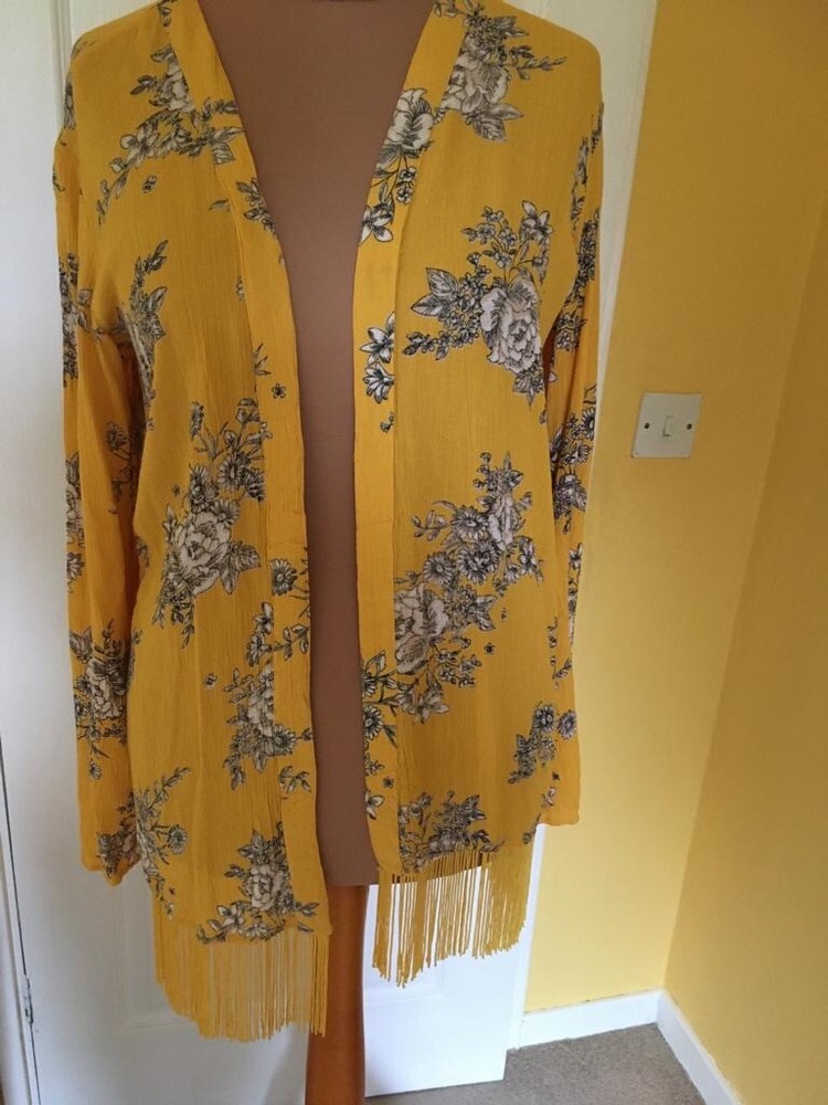 Summer Yellow Shawl Over Shirt 12