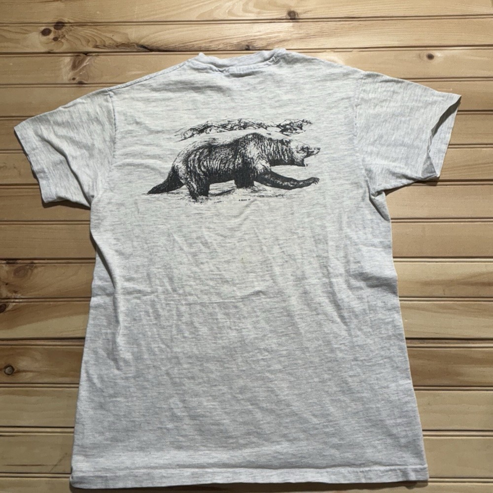 Vintage 80s Grizzly Bar & Grill Madison Valley Montana Shirt Size Large USA