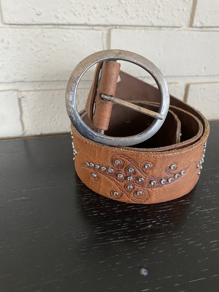 Hollister Brown Womens Genuine Leather Rhinestone Belt with Silver Buckle Size M