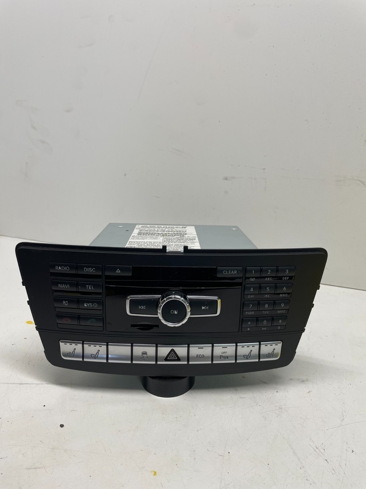 06-19 Mercedes X166 GL450 ML350 Command Navigation Single CD Radio Oem