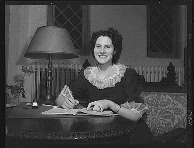 Washington DC Agnes Gervais 1943 OPA Secretary Walsh Club for War Workers