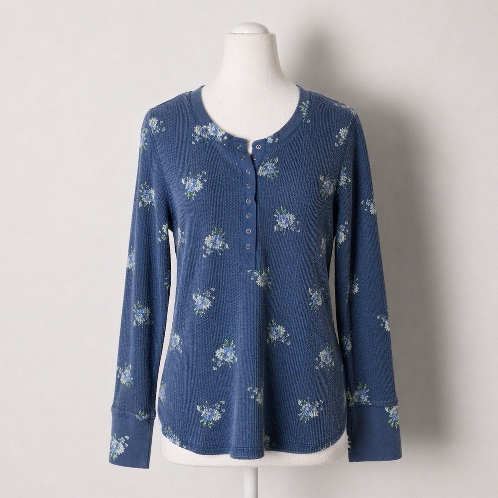 Aerie Blue Floral Waffle Knit Henley Long Sleeve Shirt Women’s Medium Stretch