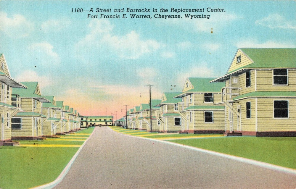 Cheyenne WY Wyoming, Fort Francis E Warren Barracks Street, Vintage Postcard