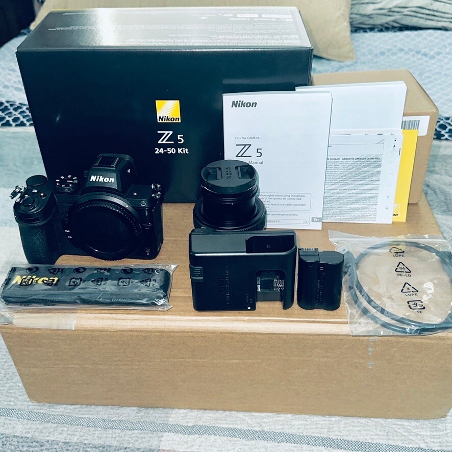 Nikon Z 5 24.3MP Mirrorless Camera 24-50mm Lens Kit.