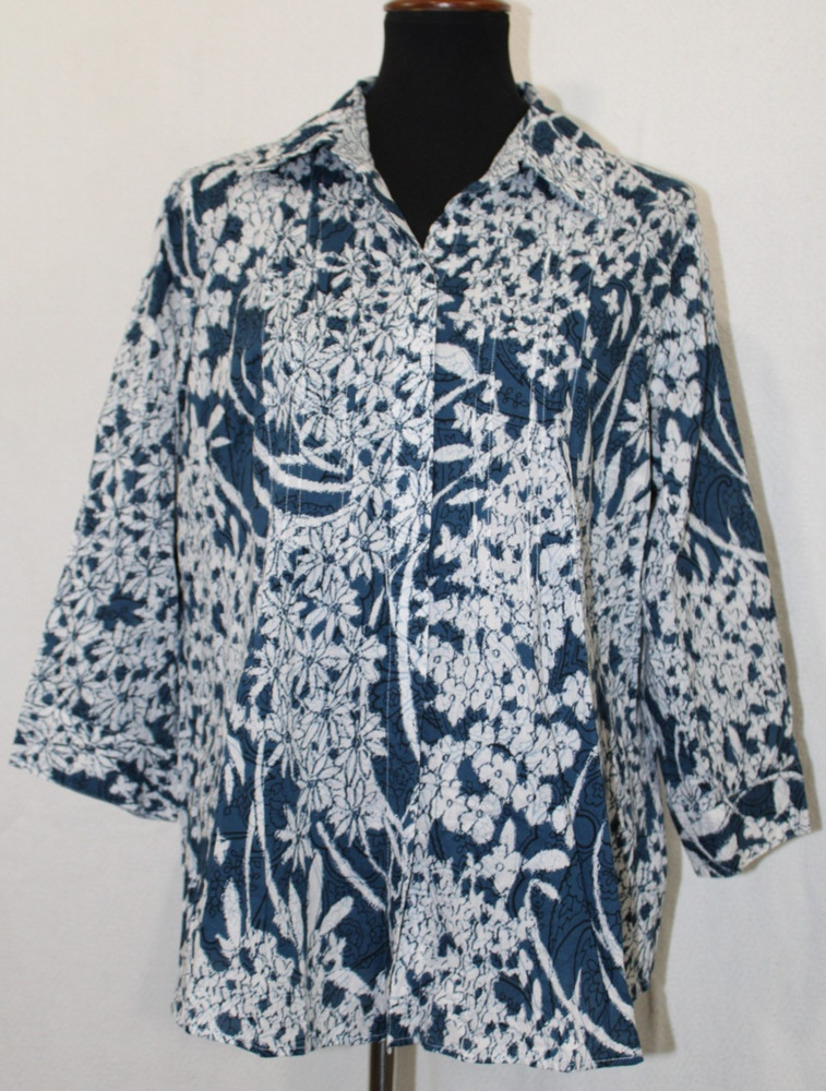 Coldwater Creek Sz XL Blue Pin Tuck Floral Cotton Button Up Collared Tunic Shirt