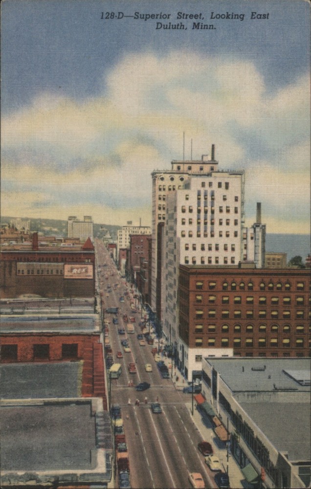 Duluth, Minnesota MN Superior Street, Looking East Teich Vintage Postcard