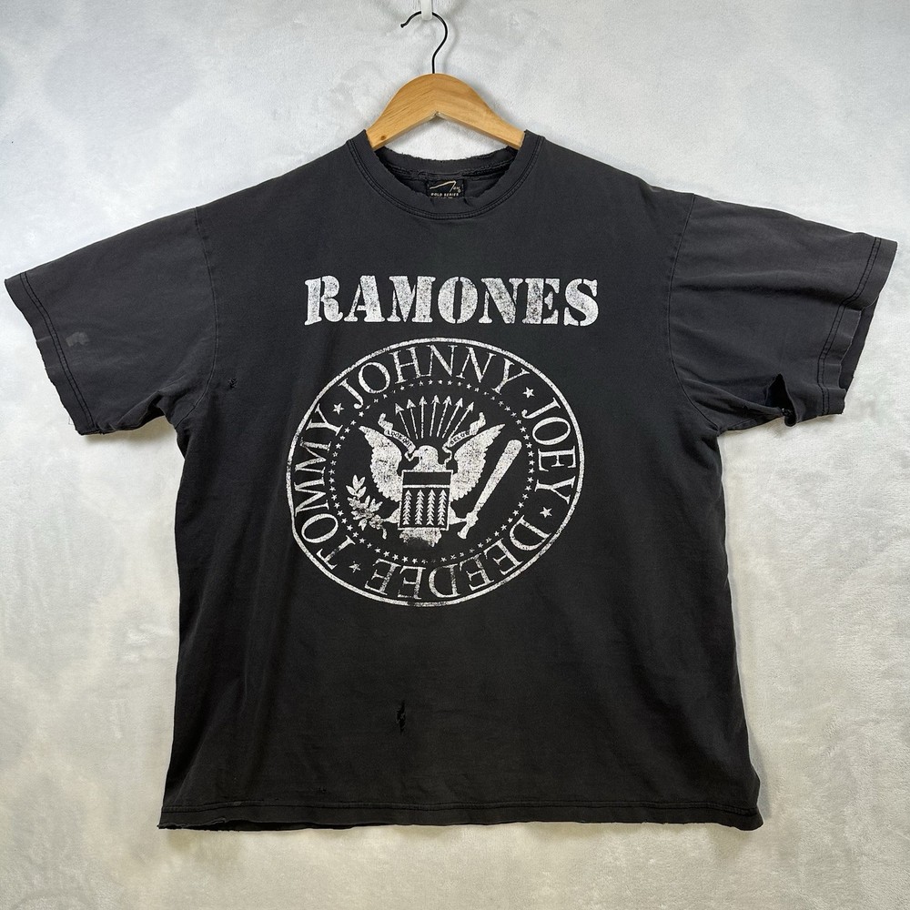 Vintage 90s Ramones Band T-shirt Punk Rock Music Distressed Men’s Size XL