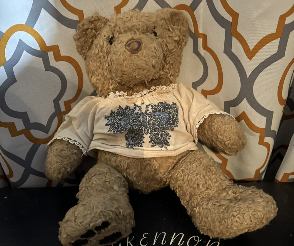 Build A Bear ‘02 Bear, Butterfly shirt Fuzzy pre-Loved