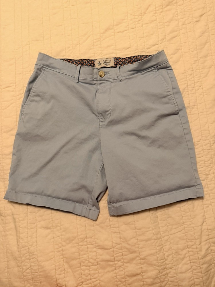 Penguin Munsingwear Men's Light Blue Flat Front Chino Shorts Size 32