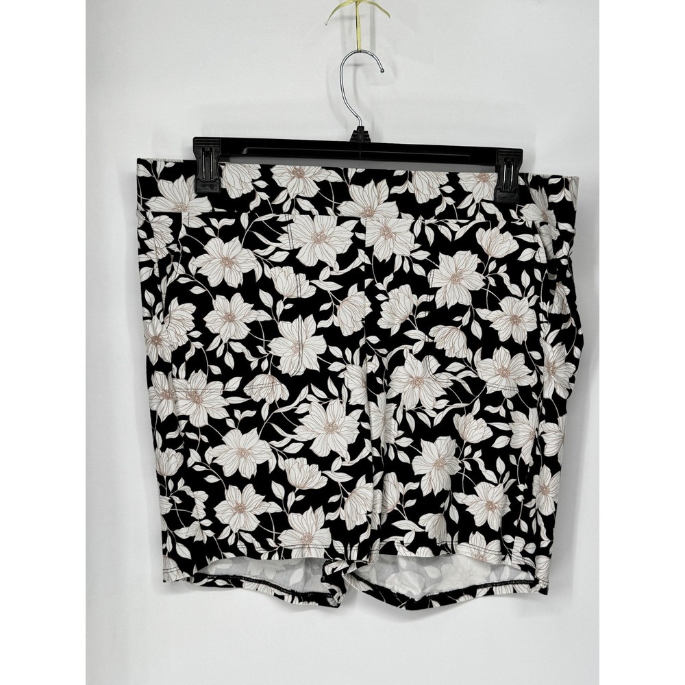 Torrid Bike Shorts Women 3X Black White Excellent Floral Cotton Stretch 3161