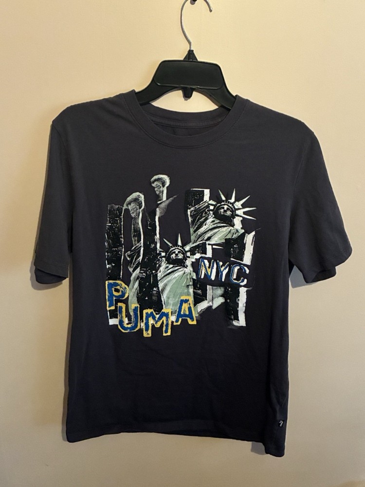Men’s Size M Gray Puma Graphic T Shirt  Statue Of Liberty