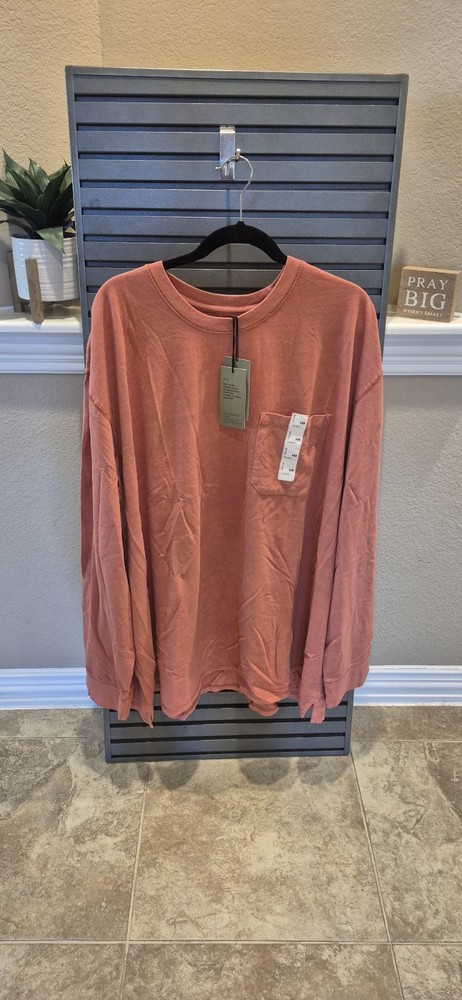 Goodfellow & Co Mens Long Sleeve Novelty Crewneck Tee in Rose Red