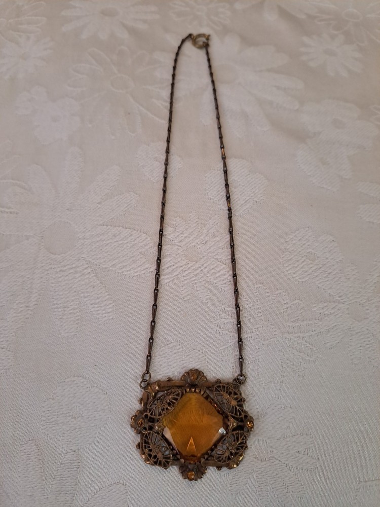 VTG Art Deco Czech Filigree Amber Glass Open Back Stone Necklace