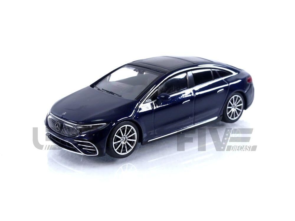 TrueScale Miniatures MINI GT 1/64 Mercedes-Benz EQS 580 4MATIC Blue Metallic