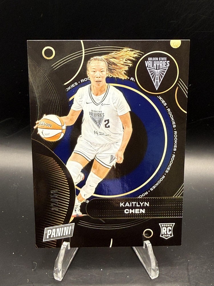2025 Panini WNBA Player of the Day #RC16 Kaitlyn Chen Rookies Blue #/50