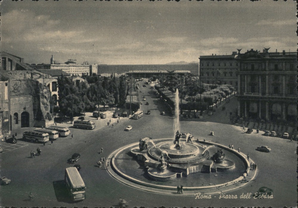 Rome, Italy Roma Piazza dell'Esedra Fountain & Buses Original Vintage Postcard