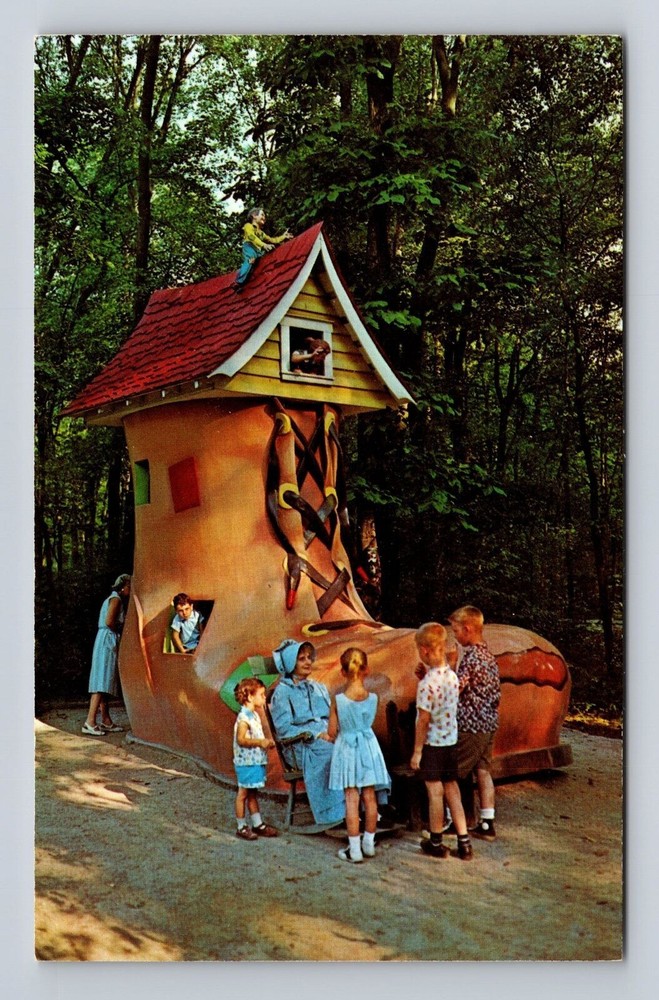 Ligonier PA-Pennsylvania, Story Book Forest Old Lady in Shoe, Vintage Postcard