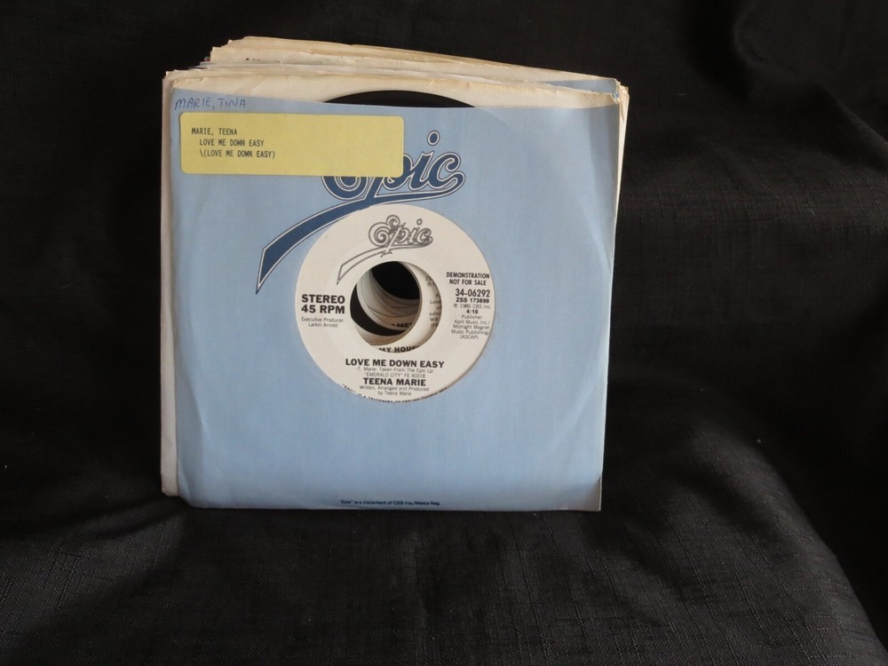 Teena Marie – Love Me Down Easy PROMO Unplayed Old Stock