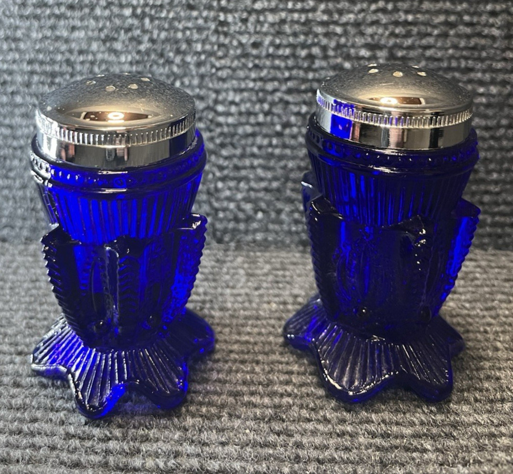 Vintage Salt & Pepper Shakers Rare Fenton Glass Cactus Cobalt Blue