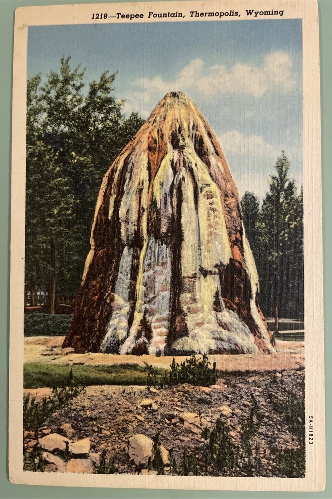 1952 Thermopolis, Wyoming Teepee Fountain Posted DUBOIS Wyoming Linen￼ postcard