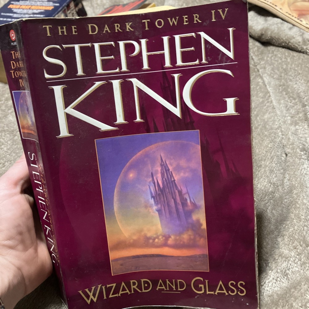 The Dark Tower IV. Wizard and Glass by Stephen King (1997) , Trade Paperback
