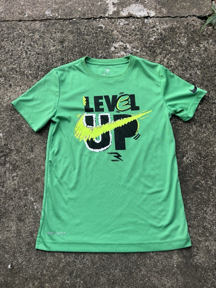 Nike Green Tee Boys Size Medium