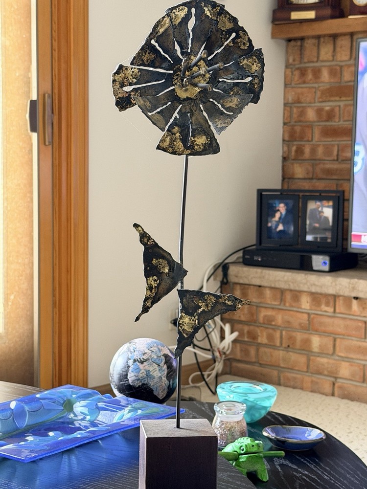 Modern Abstract Metal Sculpture Black Gold Painted Art with Wooden Base-image
