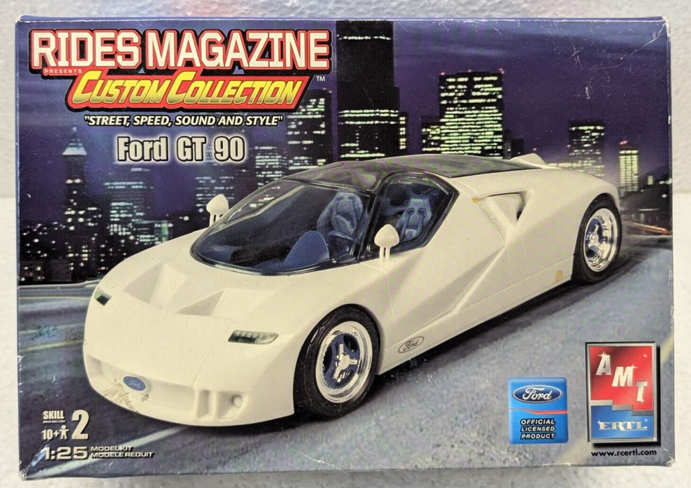 AMT Ertl 38439 1/25 Scale Rides Magazine Ford GT 90 Plastic Model Kit Open Box