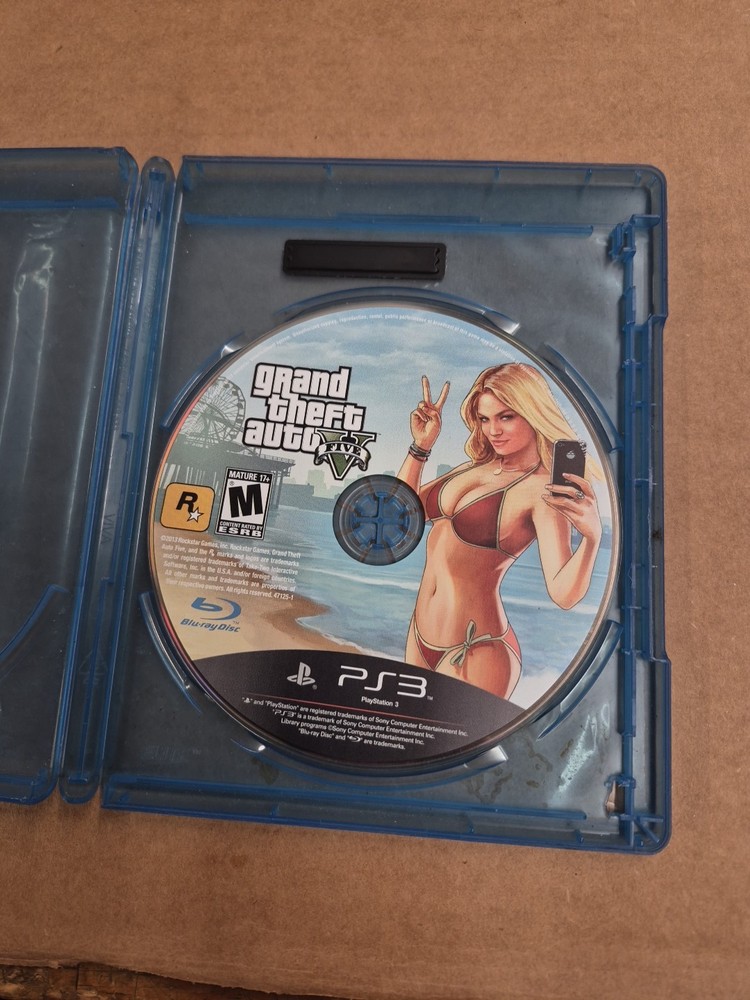 Grand Theft Auto V PS3 Video Game Multiplayer Open World Disc Only In Blue Case