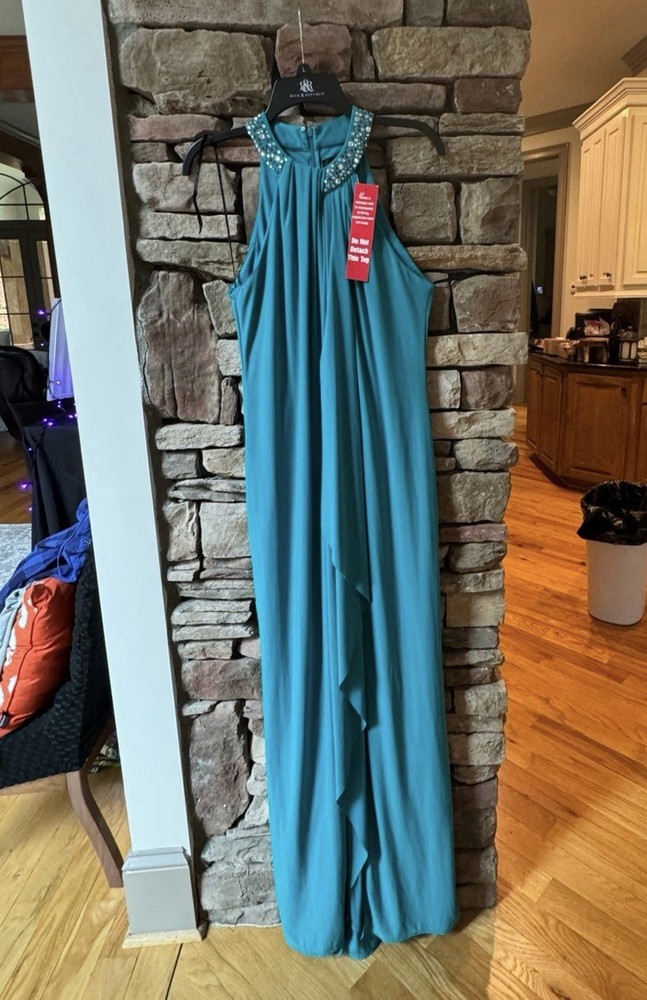Betsy and Adam Women's Size 10 Dress Formal Evening Gown