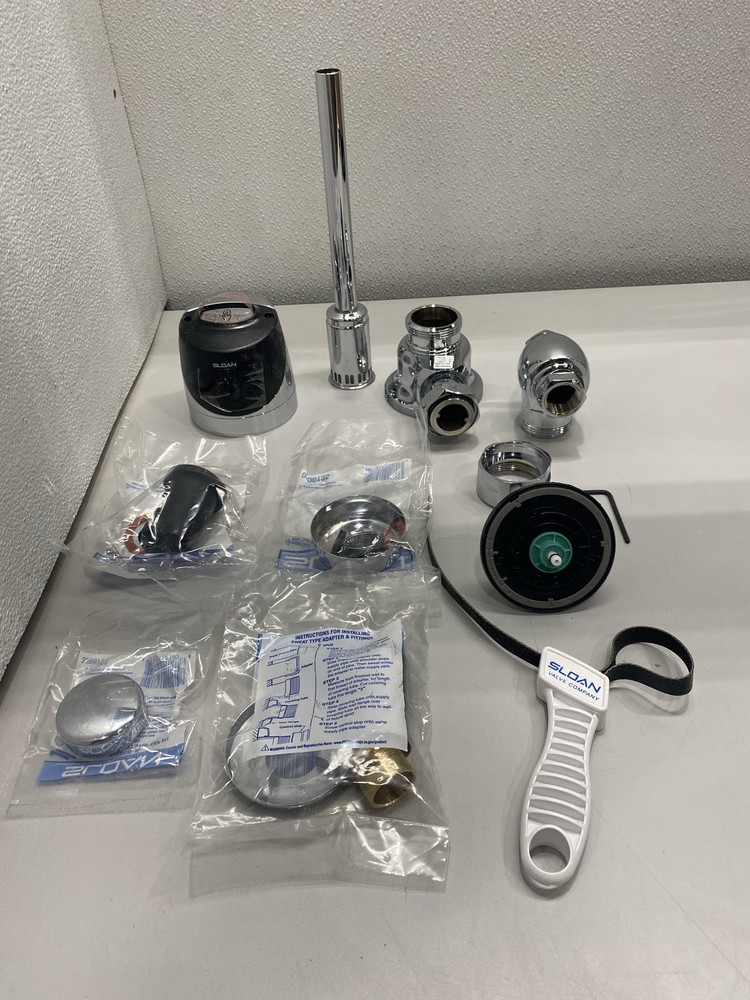 Sloan G2 Optima Plus Exposed Sensor Urinal Flushometr 1.0 GPF Flush Valve 8186-1