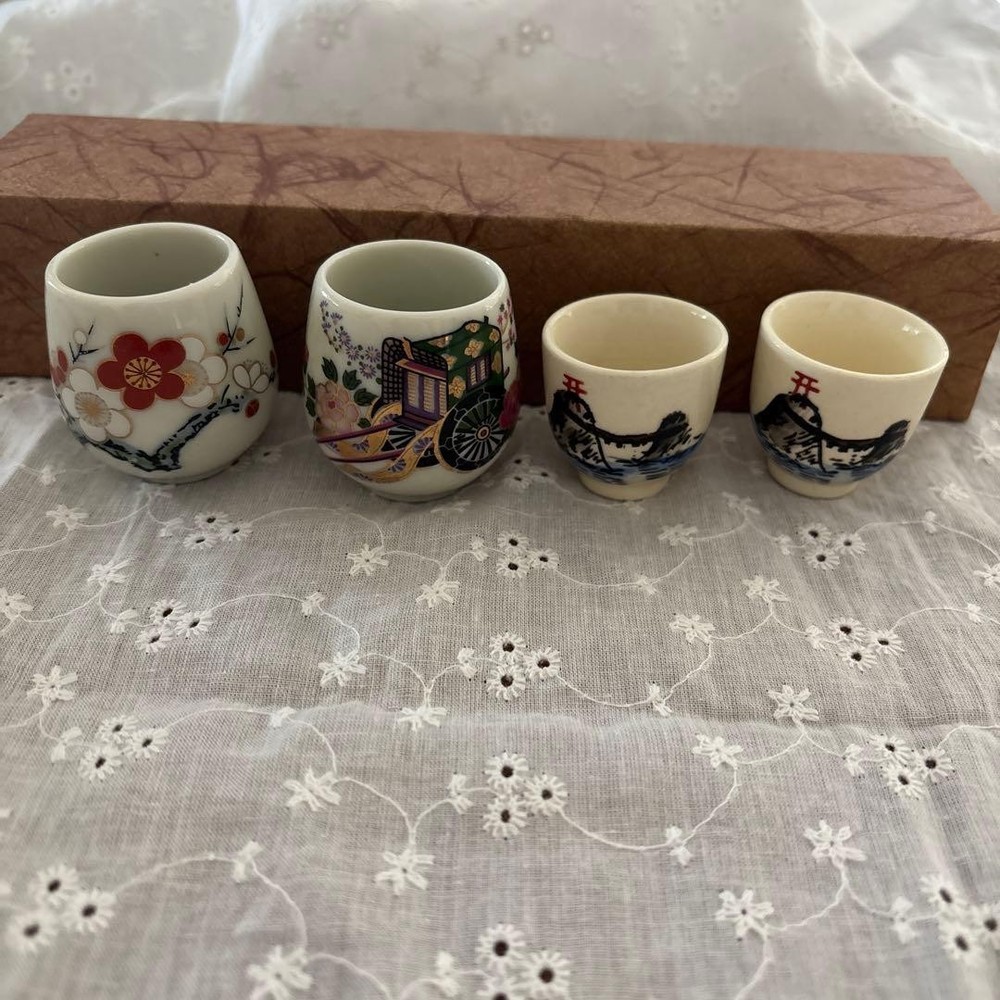 Set of 4 Japanese Ceramic Choko Cups Kutani & Ise Miura Art