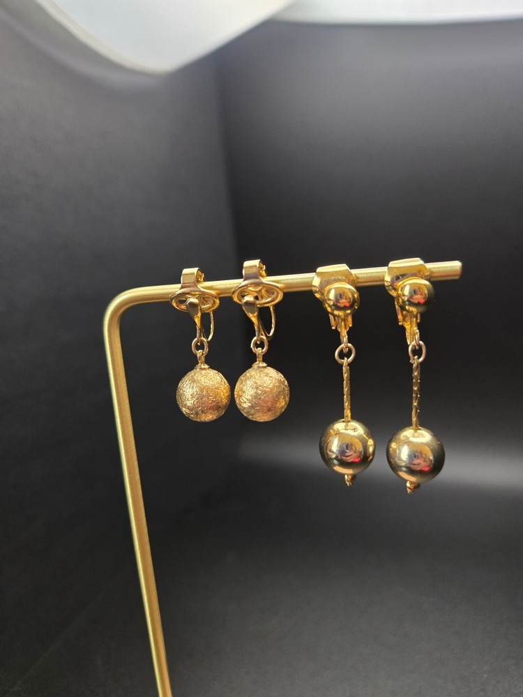 Set of 2 Vintage Gold Tone Ball Dangle Clip-on Earrings